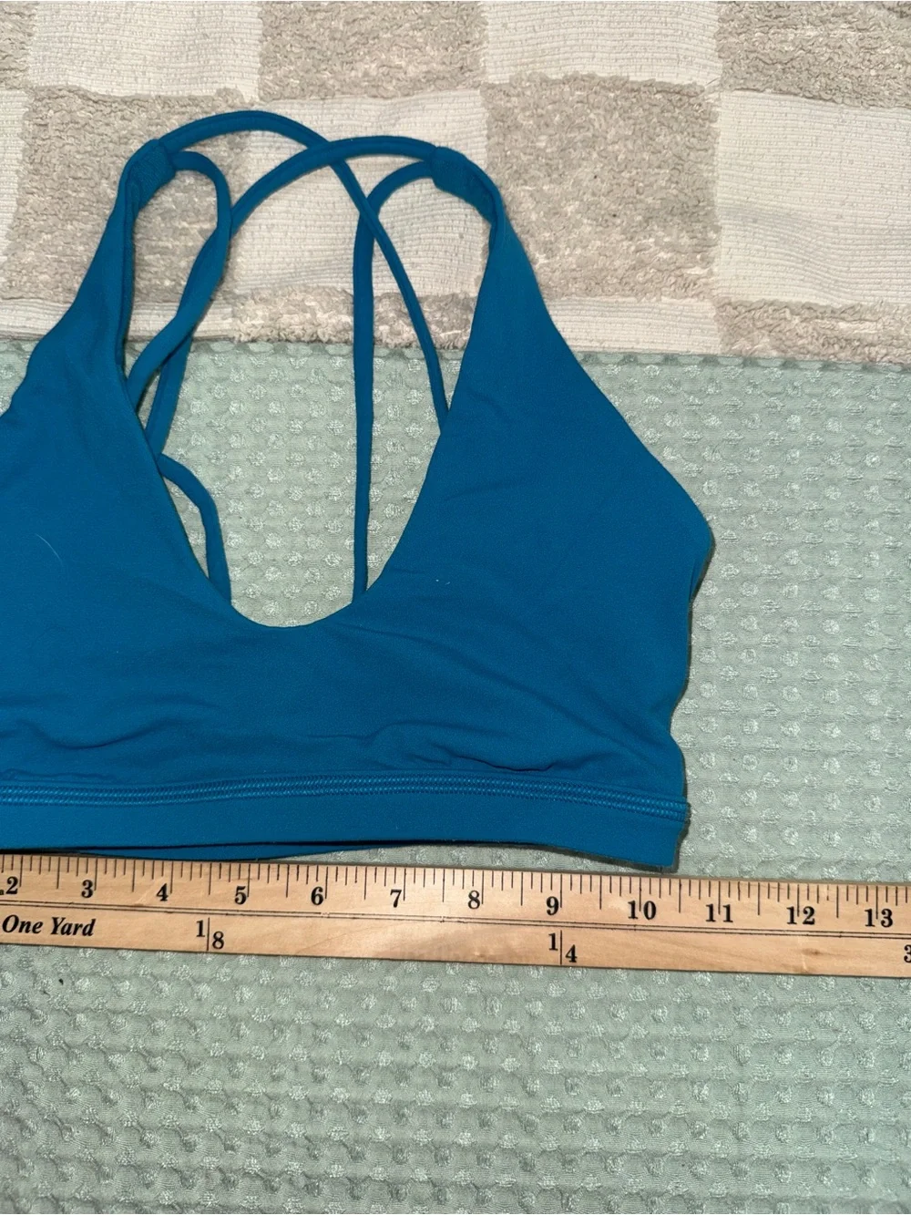 Lululemon Nulu Strappy Scoop-Neck Bra *Light Support, A/B Cup size 2
